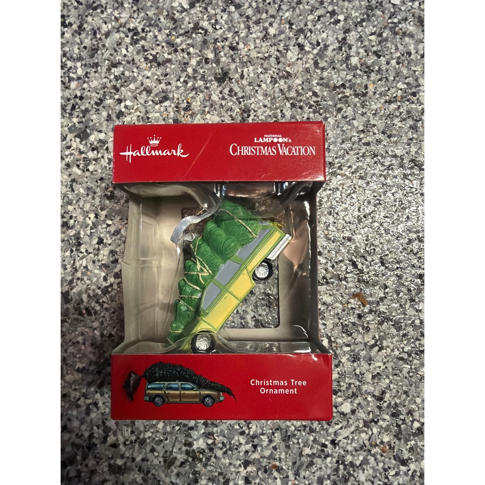 Hallmark National Lampoon Christmas Vacation Station Wagon Ornament 2HCM4543